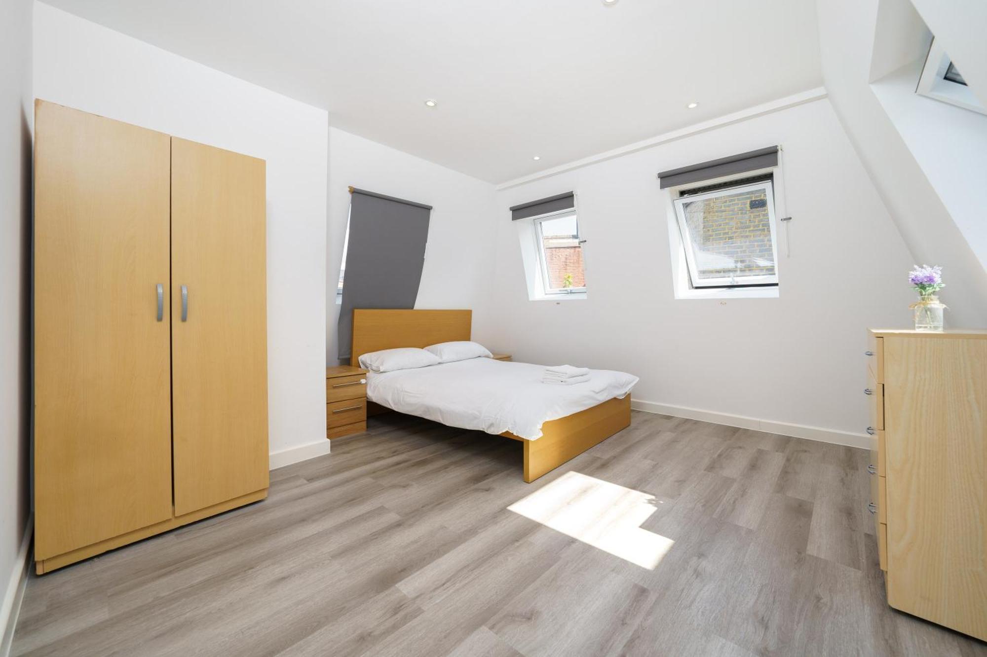 Modern Apartment In South West ロンドン エクステリア 写真