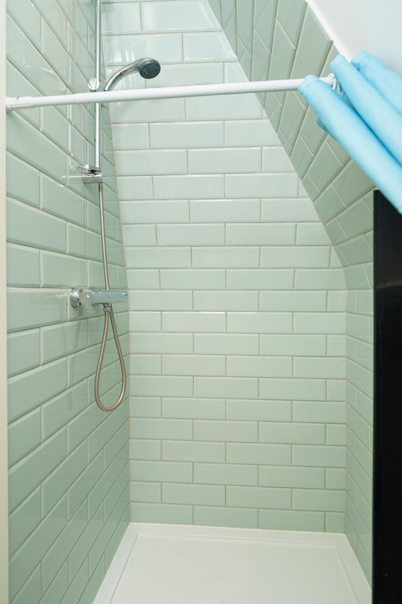 Modern Apartment In South West ロンドン エクステリア 写真